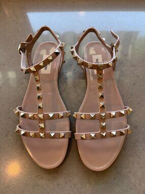 Valentino Garavani PVC Jelly Rockstud Caged Sandals 39 Poudre
